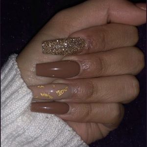 Meet your Posher, Evelyn